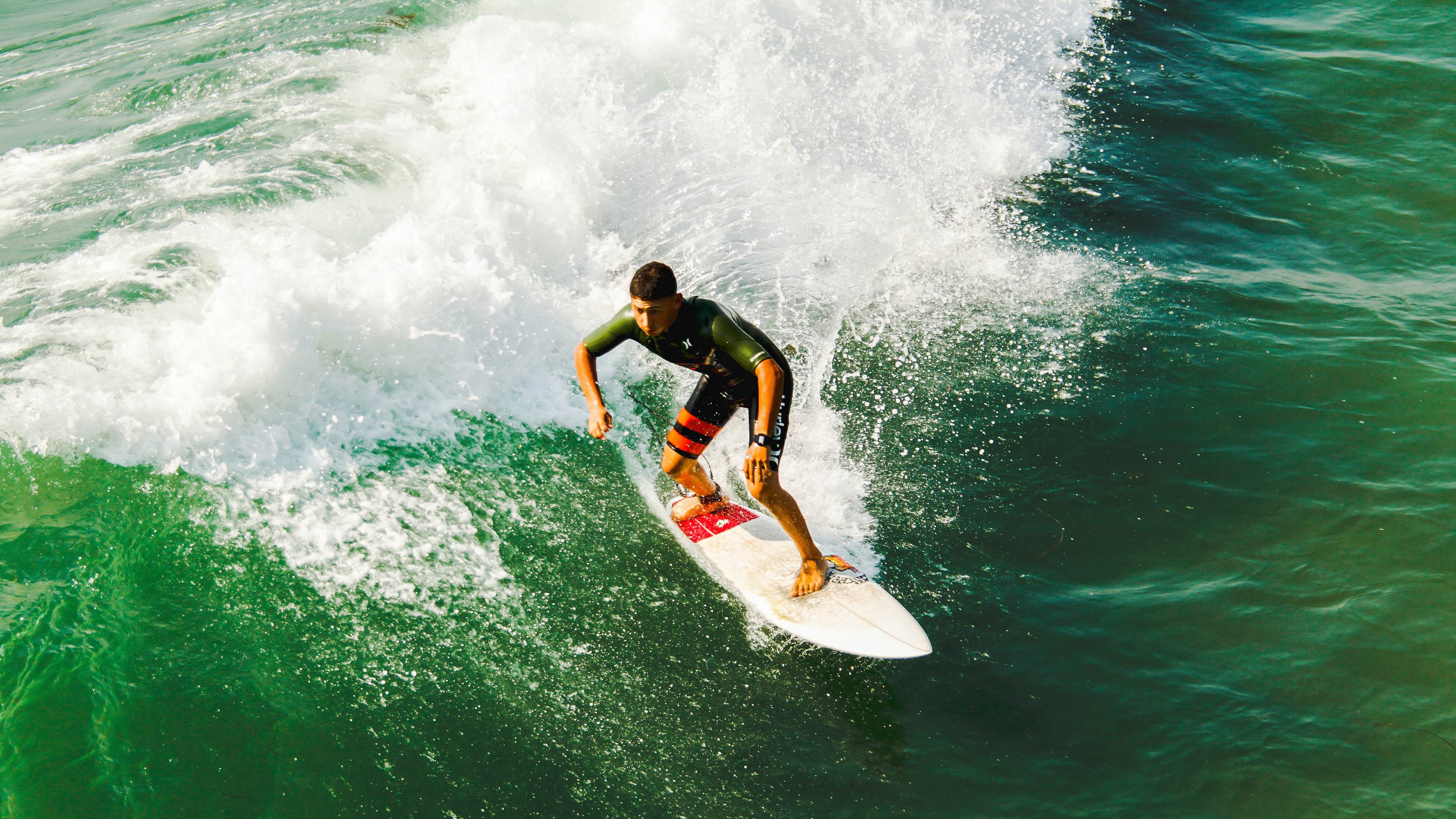 国际帆船赛圆满落幕，法国队勇夺冠军